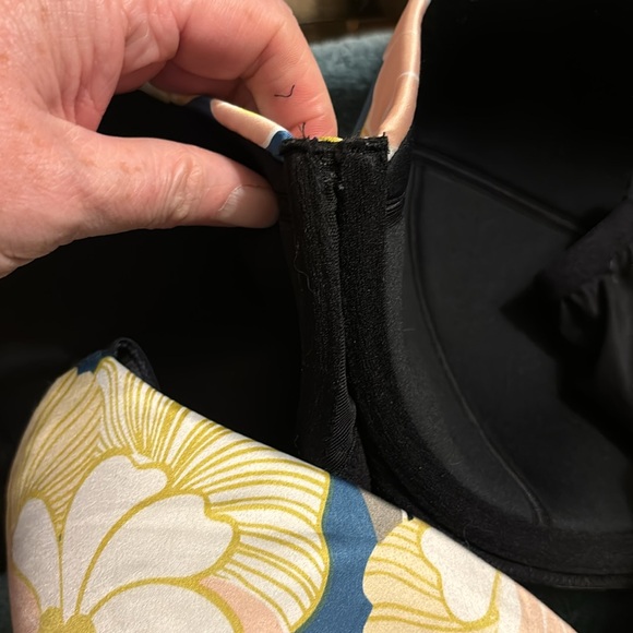 ❄️Savage X Fenty Satin Floral Bullet Underwire Bra Size 42D - Picture 9 of 9